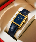 SaKa Wanderer — Leather Strap Quartz