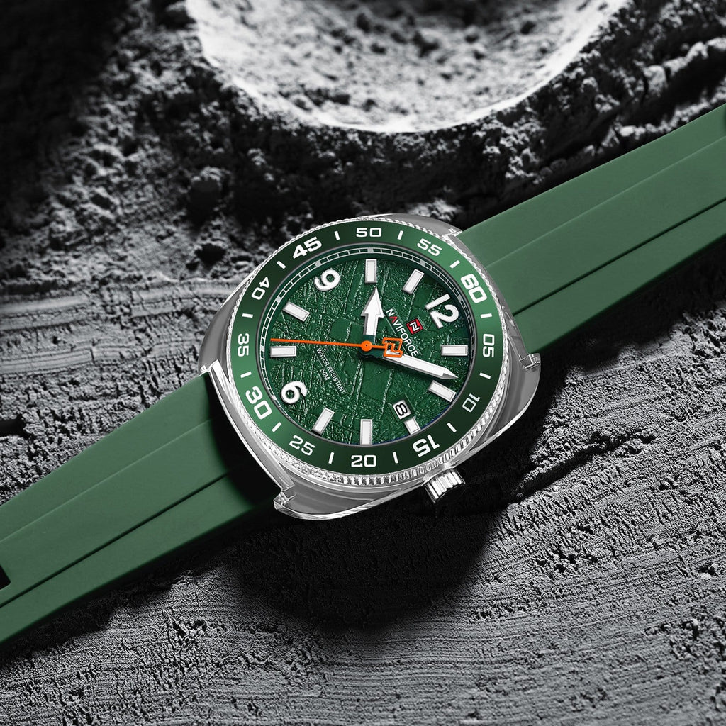 Naviforce NF-7132 Textured Dial Sport Watch
