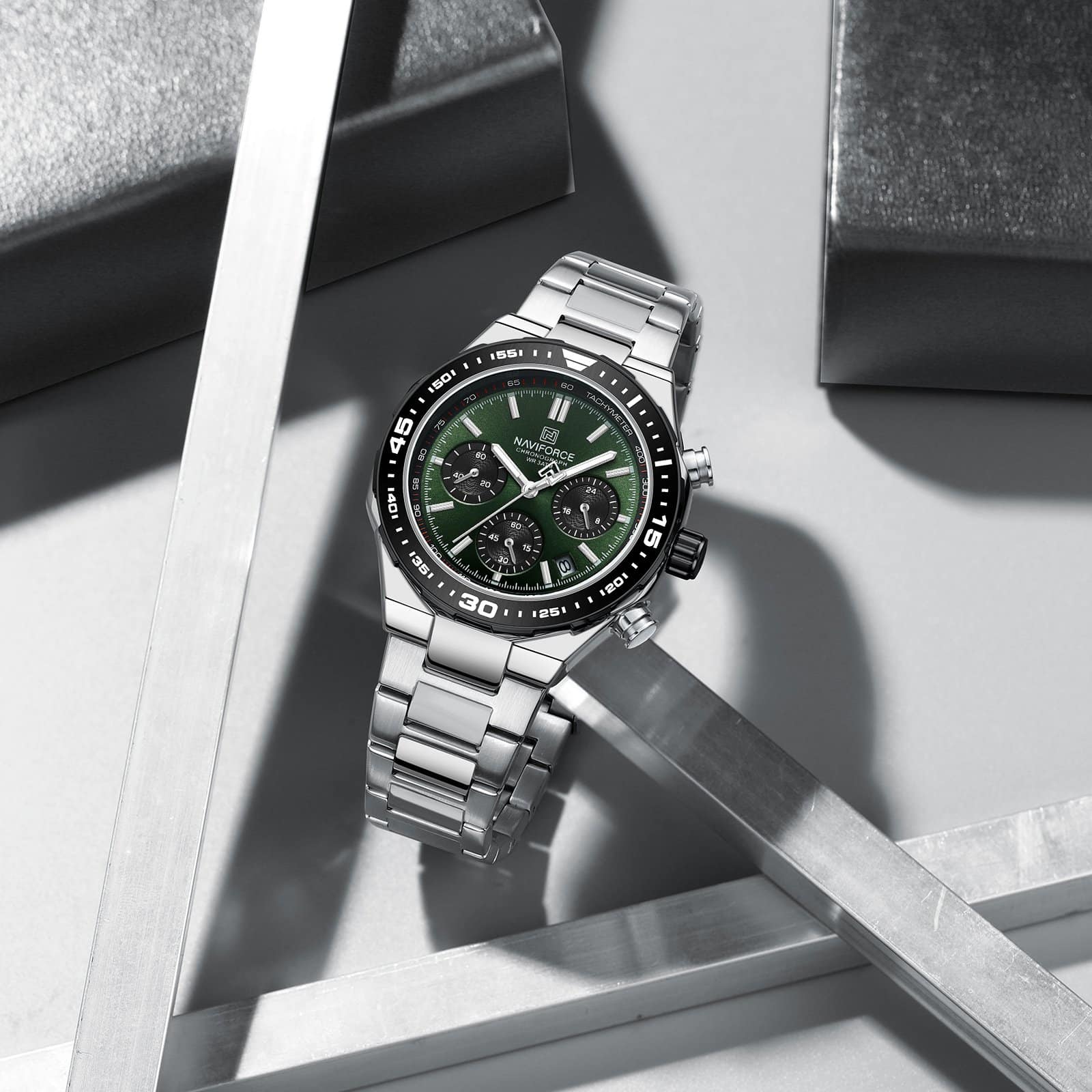 Naviforce NF8049 Chrono Pioneer Watch