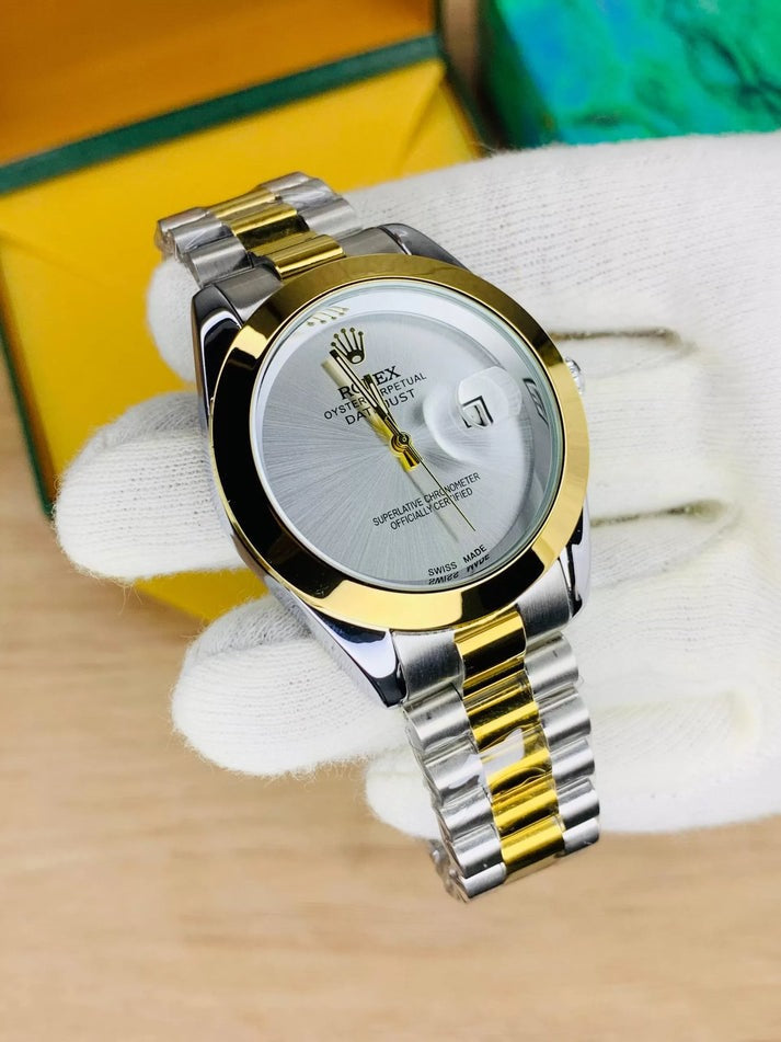 Luxury Two Tone Watch With Date Adjustment